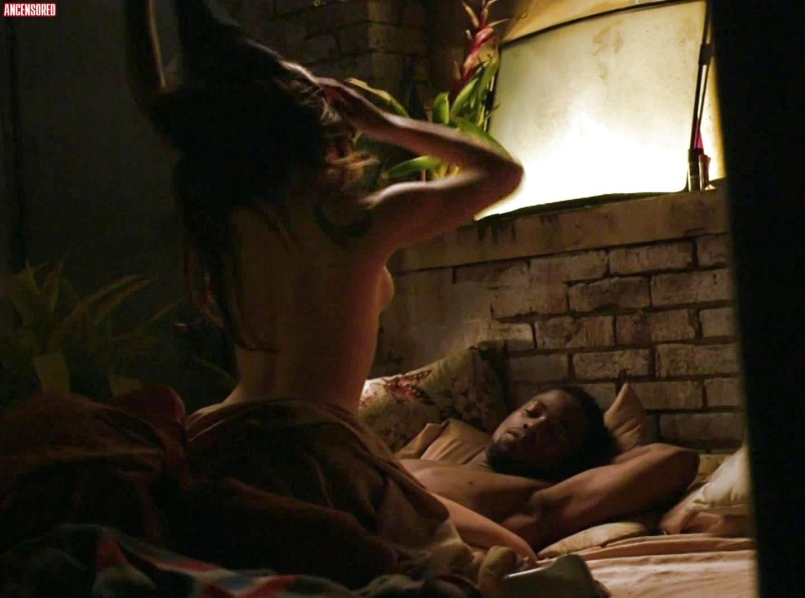 Anna Hopkins intime Photos