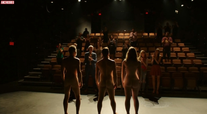 Charlotte Poitras jambes 57