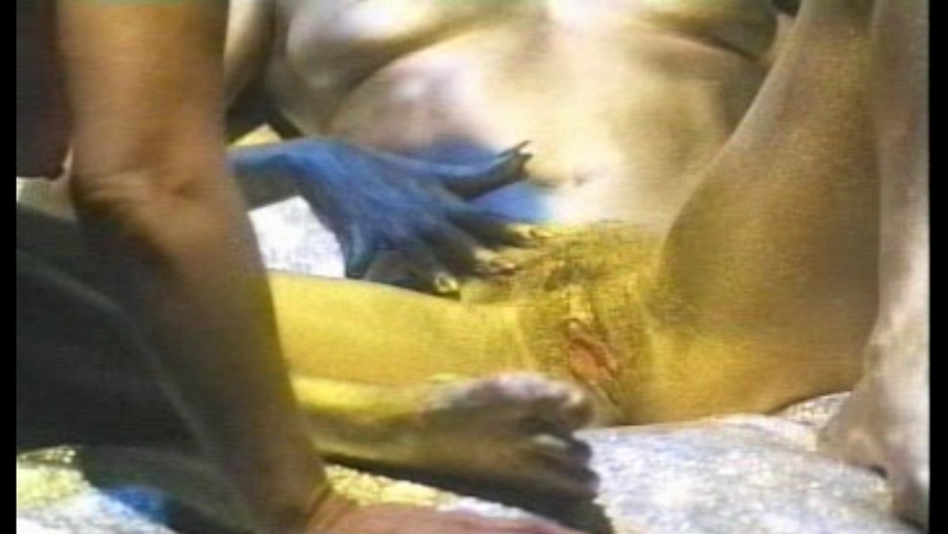 Debbie Revenge photos explicites