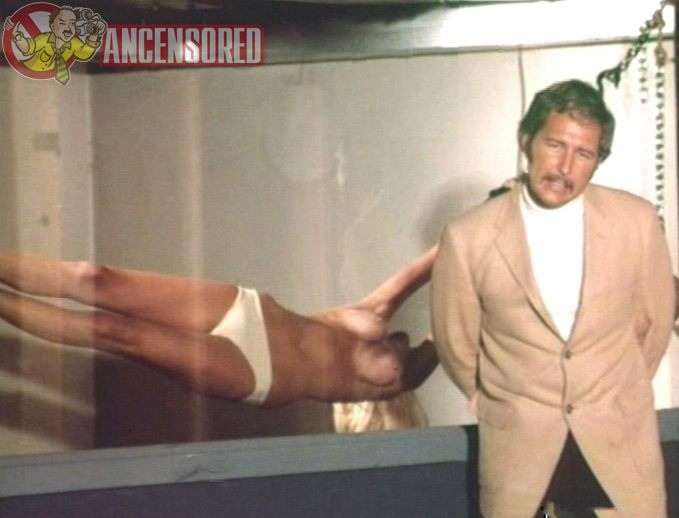 La sensualité à létat pur avec Gerie Bronson en sous-vêtements, jupe ou totalement nue