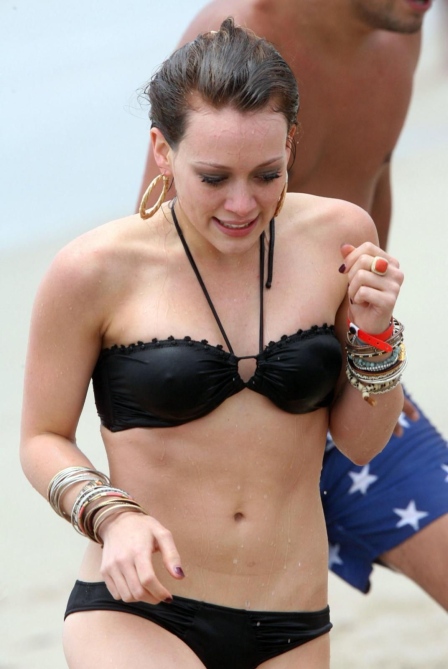 Hilary Duff illuminé la chatte 98