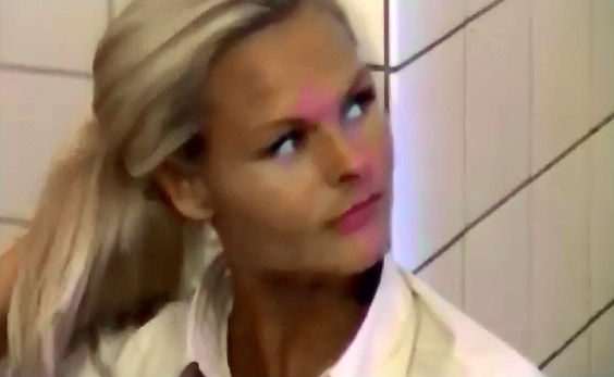 Katja Kean bas 91