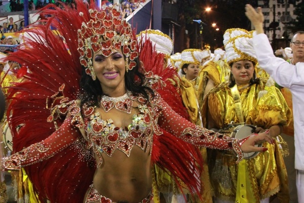 Laynara Teles photos explicites