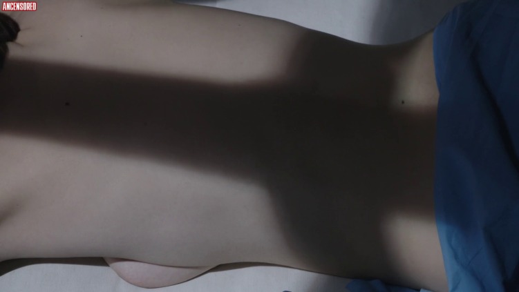 Mathilde Warnier photos explicites