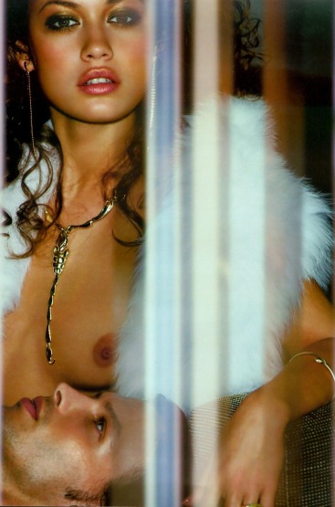 Olga Kurylenko photos intimes 18