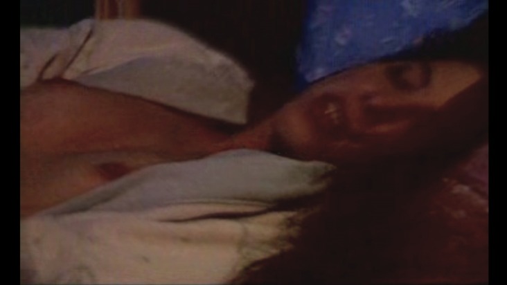 Siobhan Hunter seins